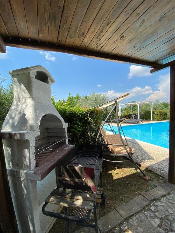 Il Poggio Degli Ulivi Apartment Collicello Luaran gambar